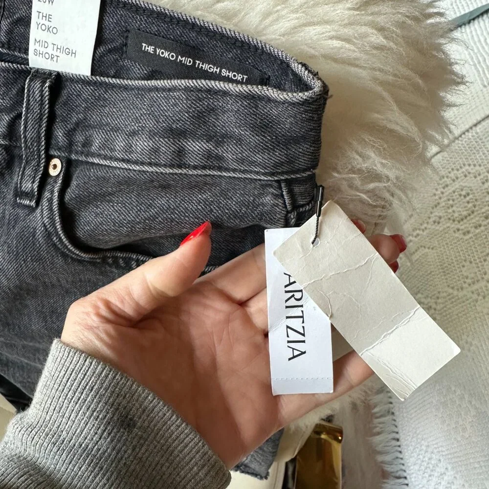 Aritzia Denim Forum black mid thigh jean shorts size 28 New w/ tags! (NWT) - Picture 2 of 5